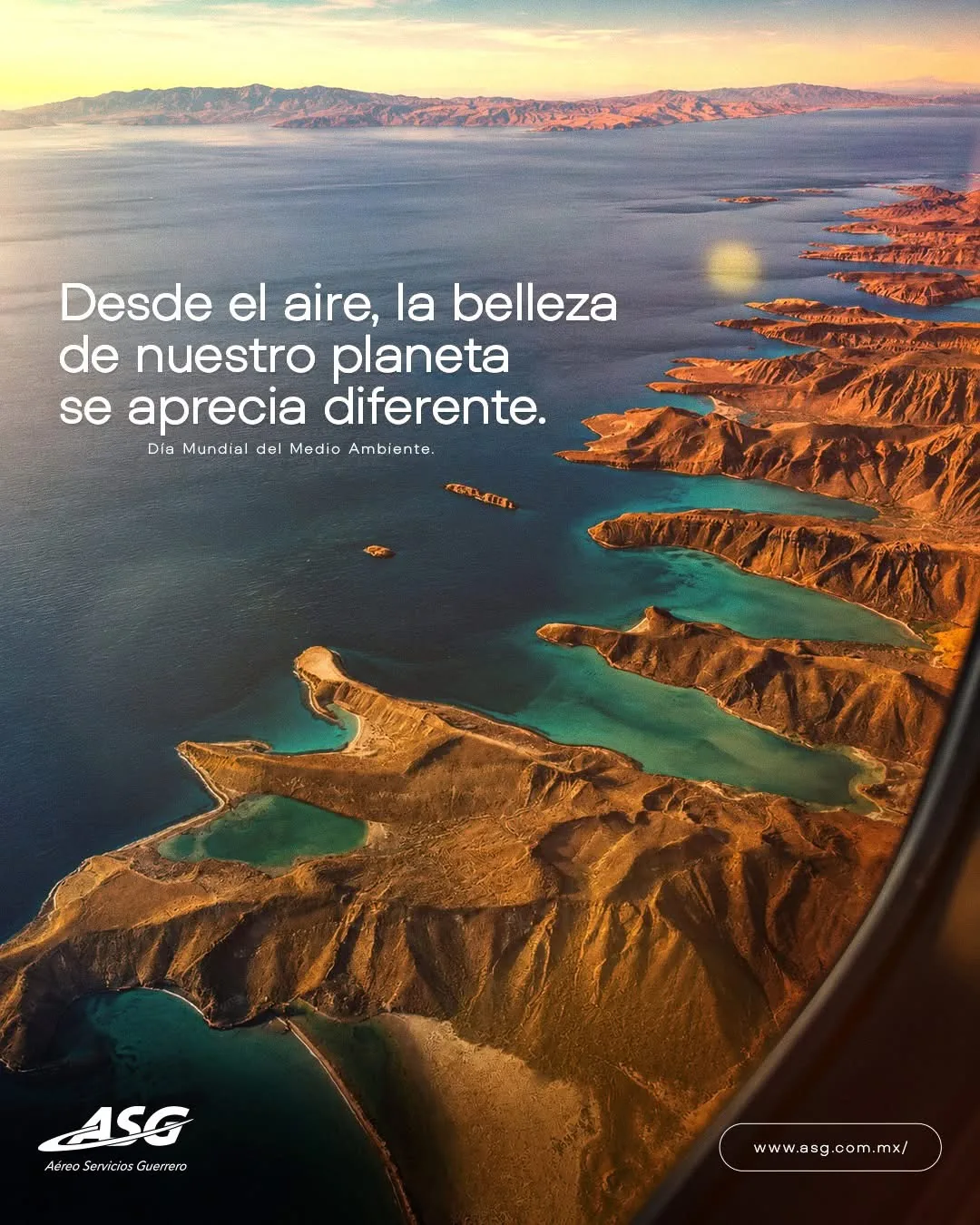 Vista aérea costera desde ventanilla